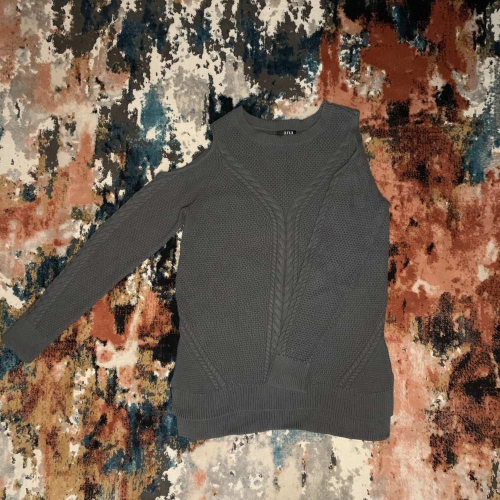 Open shoulder woven sweater